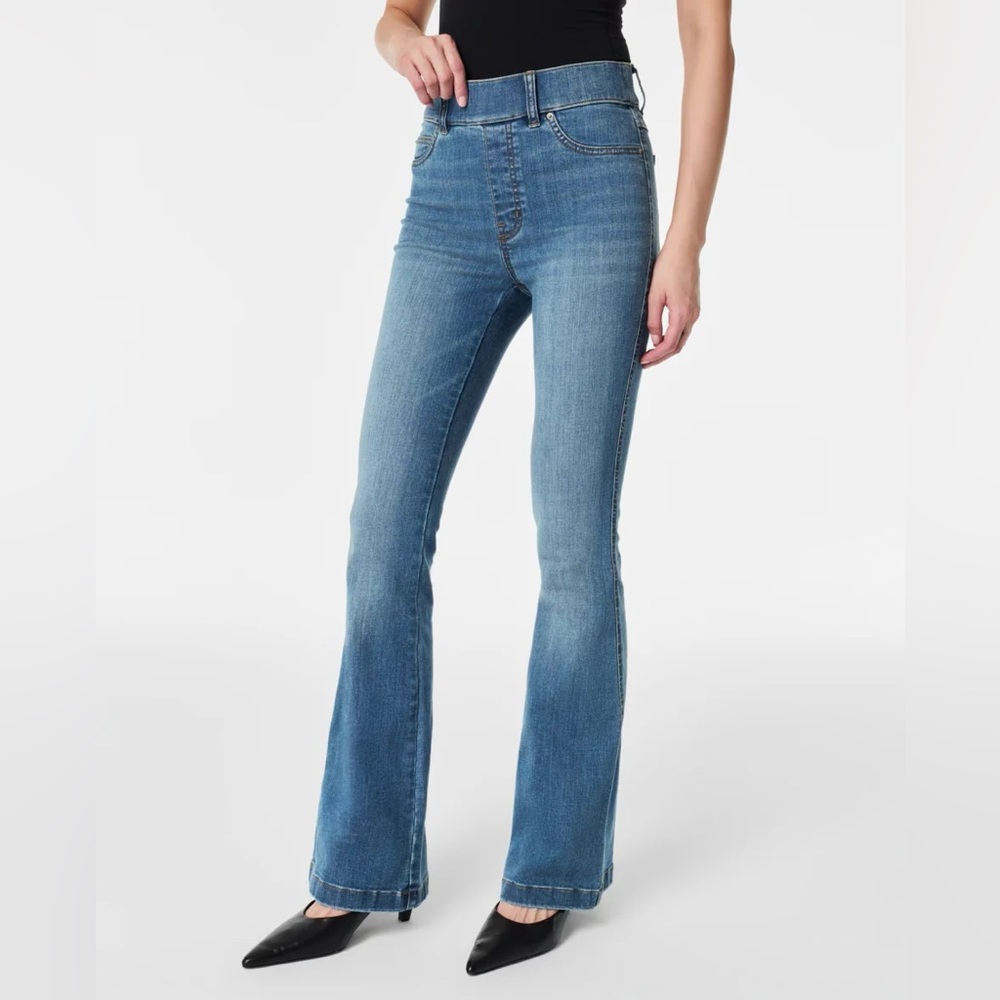 SPANX Flare Jeans in Vintage Indigo SIZE XS